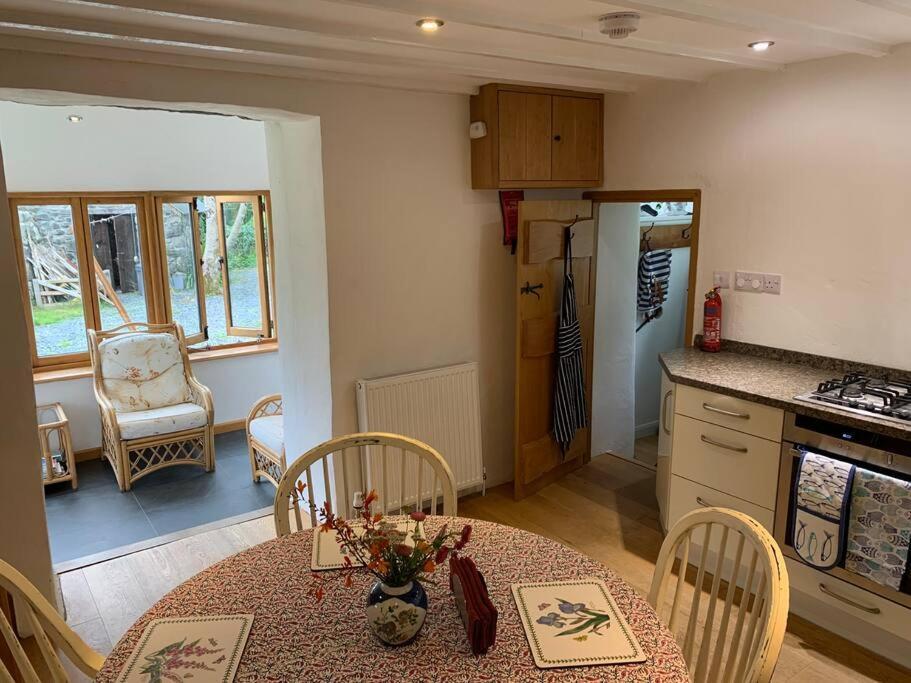 Chough Cottage ヘルストン エクステリア 写真