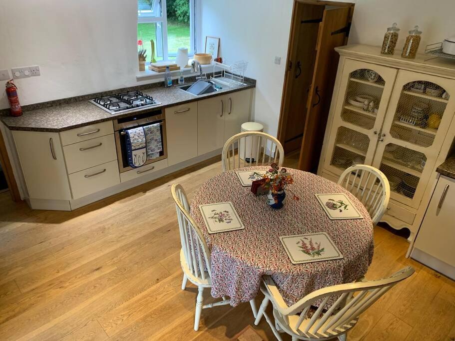 Chough Cottage ヘルストン エクステリア 写真